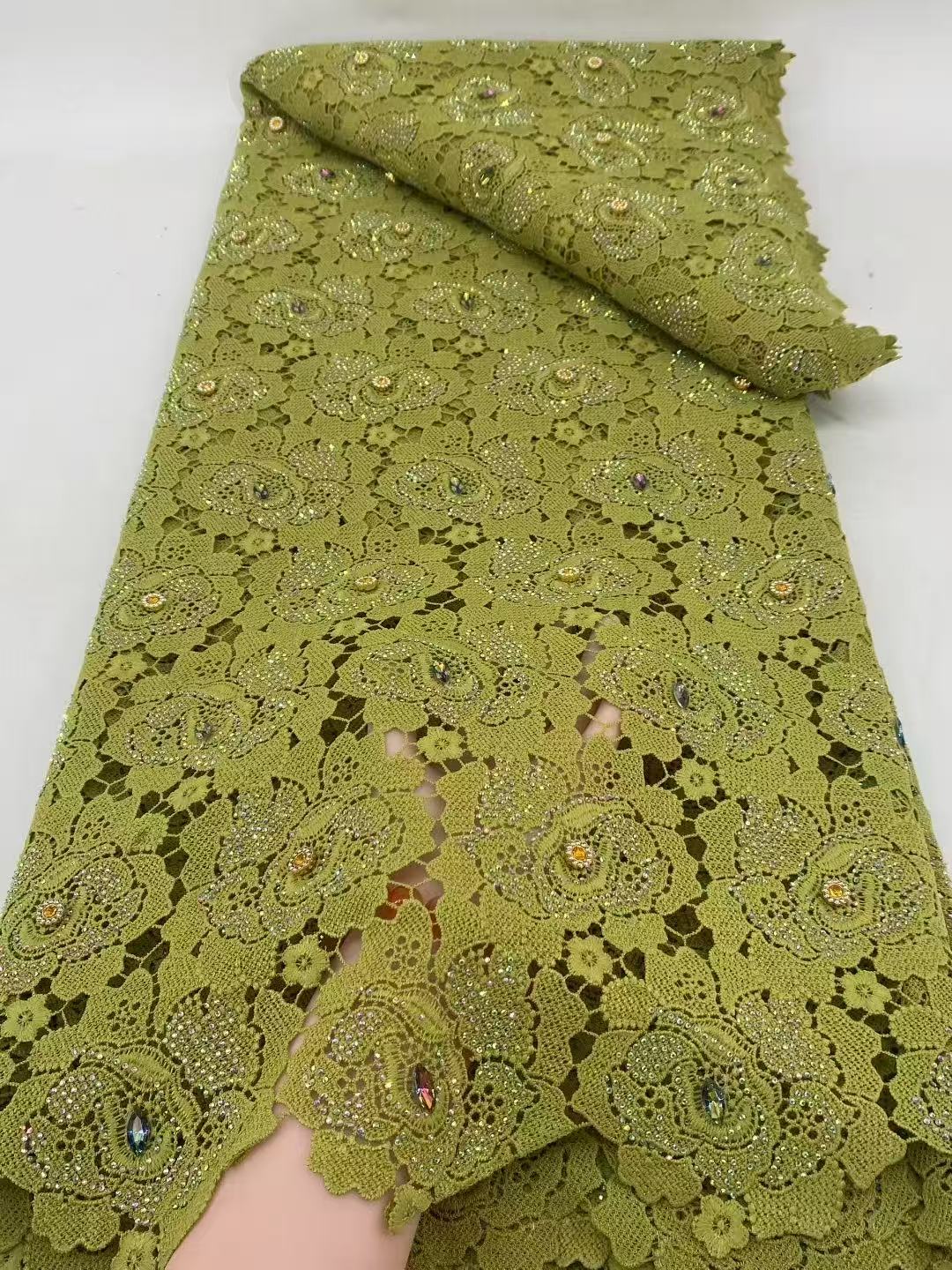 Tissu nigérian en dentelle de  - Wedding Dress Supply avis et prix